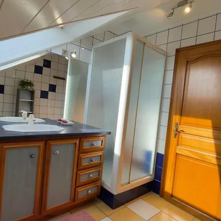 Apartamento Entier, Calme, Confortable Et Spacieux