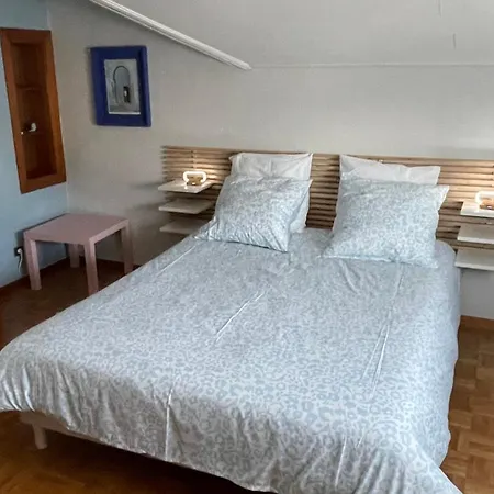 Apartment Entier, Calme, Confortable Et Spacieux *